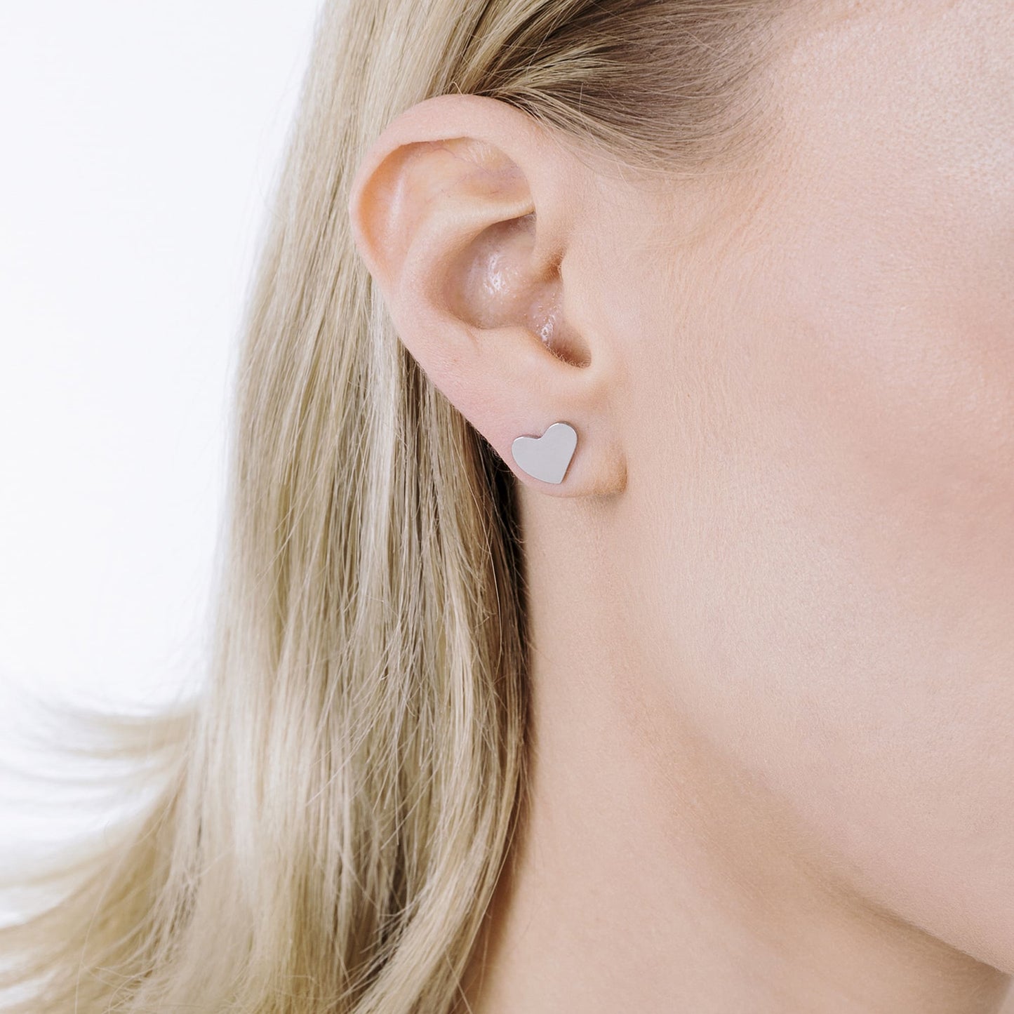 PENDIENTES DE CORAZÓN DE ACERO PARA MUJER