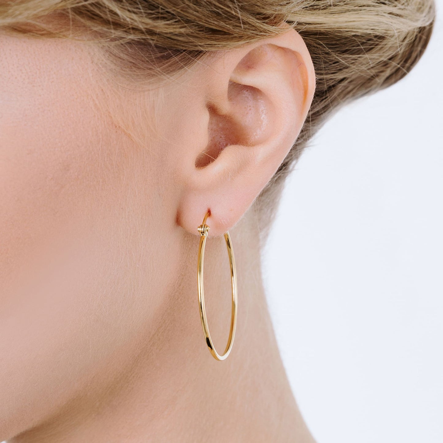 PENDIENTES DE ARO DE ACERO CHAPADO EN ORO DE 35 MM DE DIÁMETRO PARA MUJER